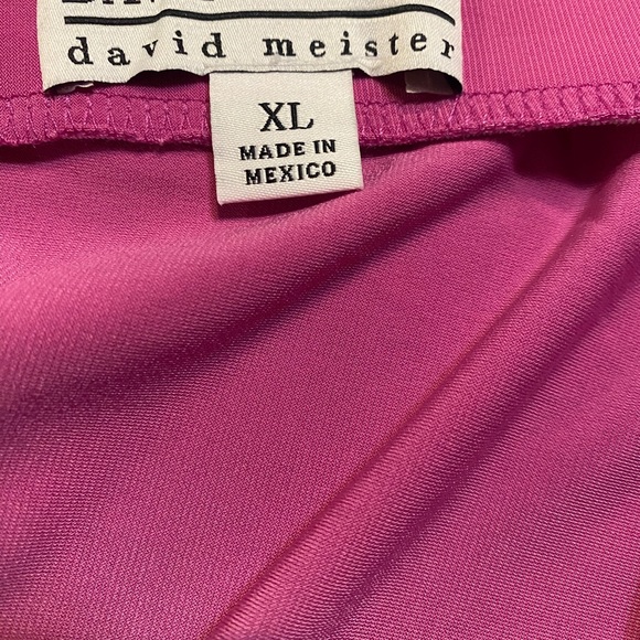 NWT David by David Meister soft Flowing Skirt with Center Point Front & Back XL - Picture 4 of 5